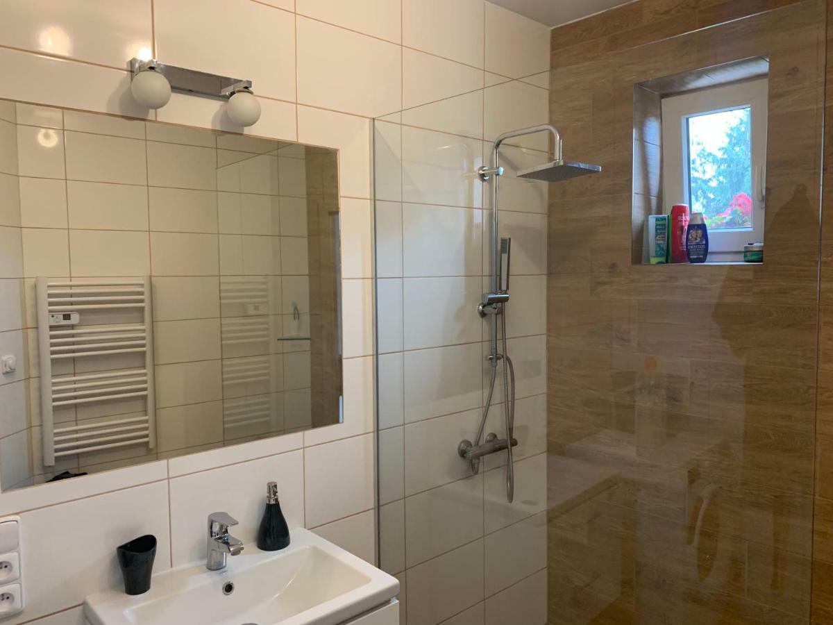 Tolarova Apartman Pardubice Zewnętrze zdjęcie