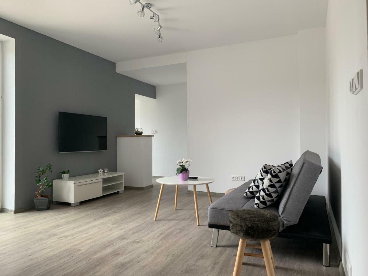 Tolarova Apartman Pardubice Zewnętrze zdjęcie